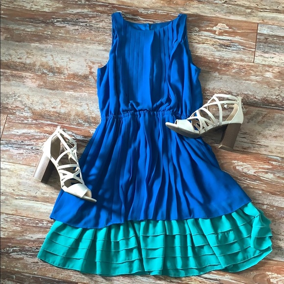 !!!SALE!!!!Cute Spring/summer blue and teal dress! - Picture 1 of 7